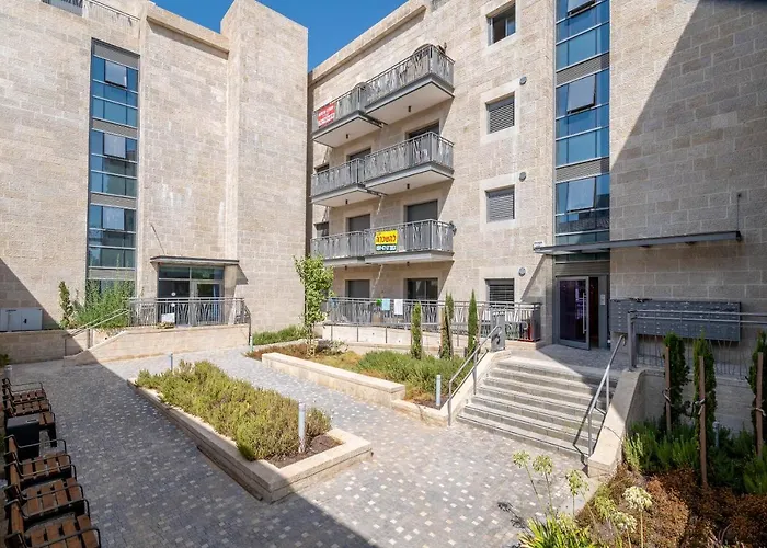 2Bdr W Parking Shirat Haneviim - Mamilla Area Sea-U Jerusalem
