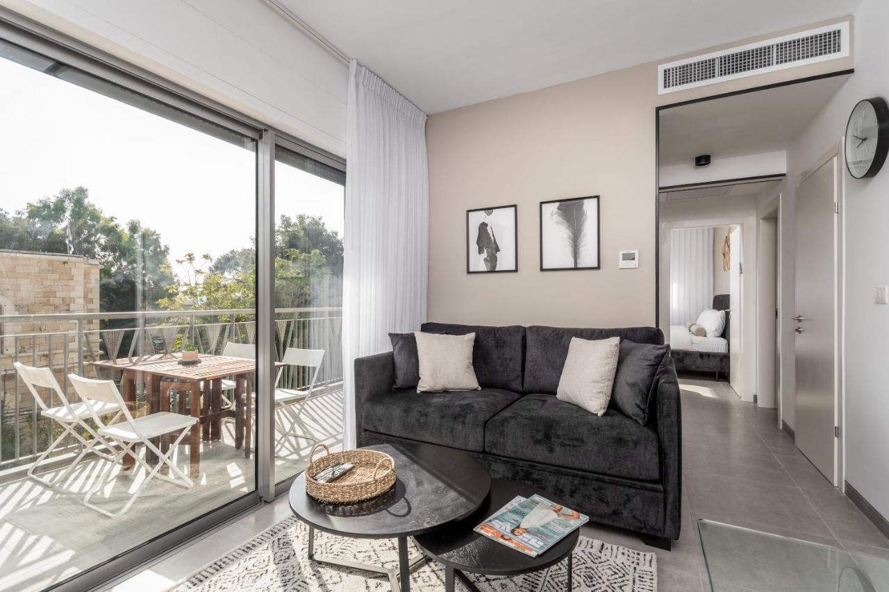 2bdr W Parking Shirat Haneviim - Mamilla Area Sea-u Jerusalem