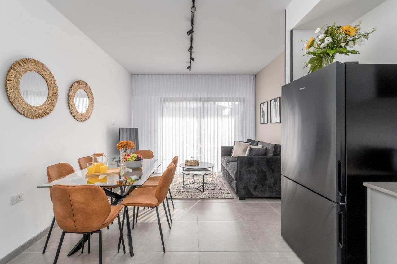 Apartment 2bdr W Parking Shirat Haneviim - Mamilla Area Sea-u *